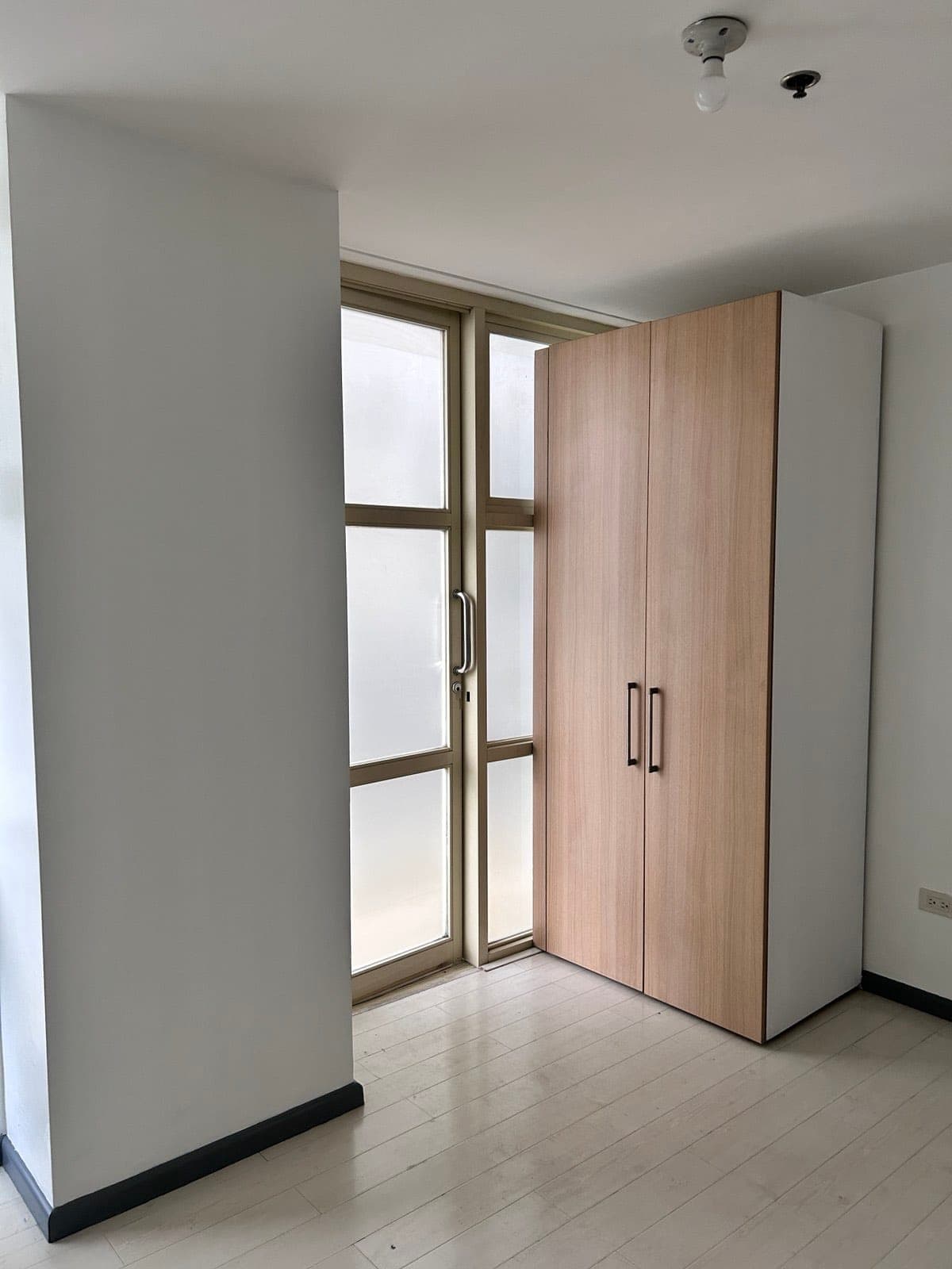 FOR LEASE / FOR SALE - photo 1