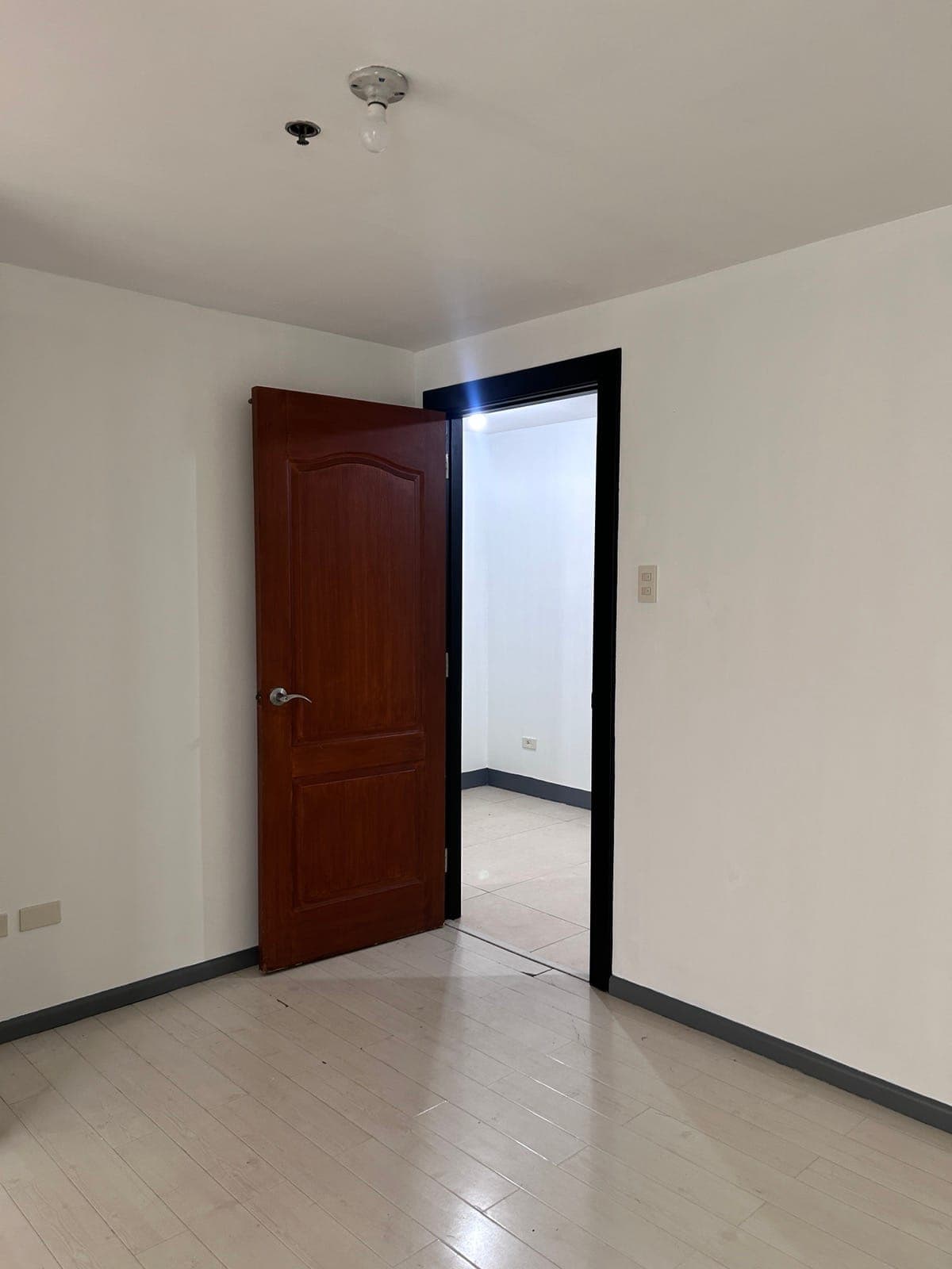 FOR LEASE / FOR SALE - photo 17