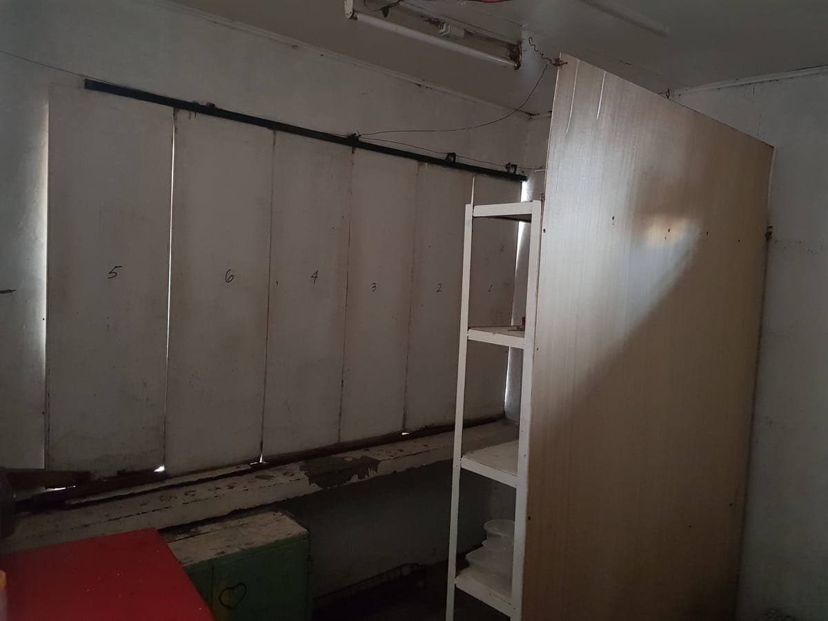 Room for rent and store space - photo 7