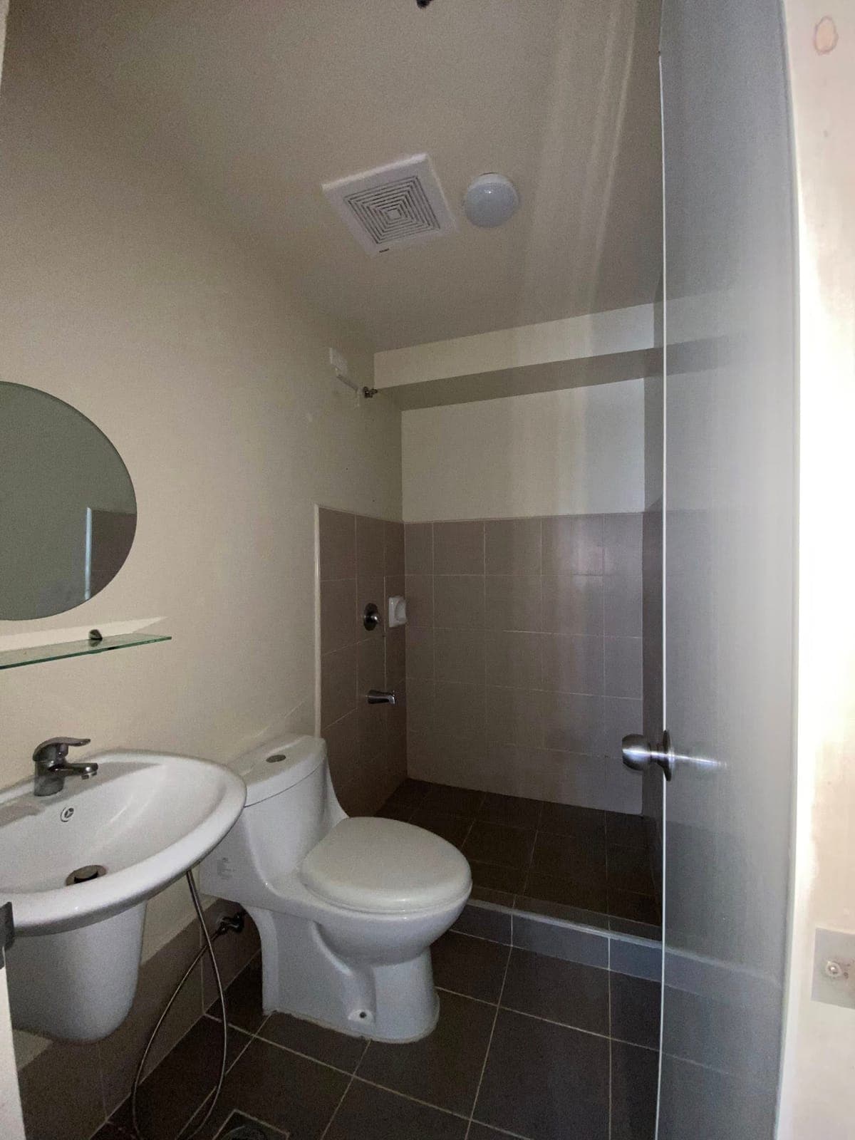 FOR LEASE ‼️ - photo 2