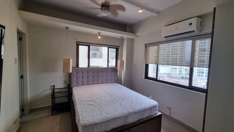 🏢 Fully Furnished Studio unit FOR RENT @ Eastwood City. - photo 2