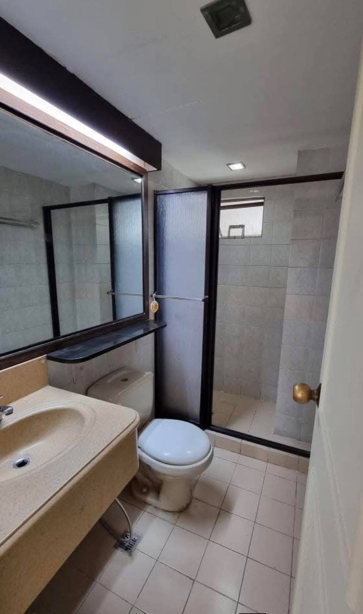 🏢 Fully Furnished Studio unit FOR RENT @ Eastwood City. - photo 9