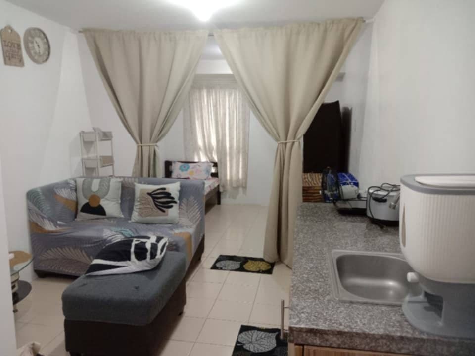 Condominium unit available for rent - photo 10