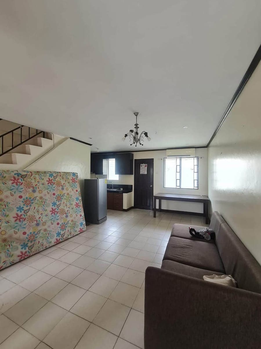 For rent House and Lot! 28k per month - photo 2