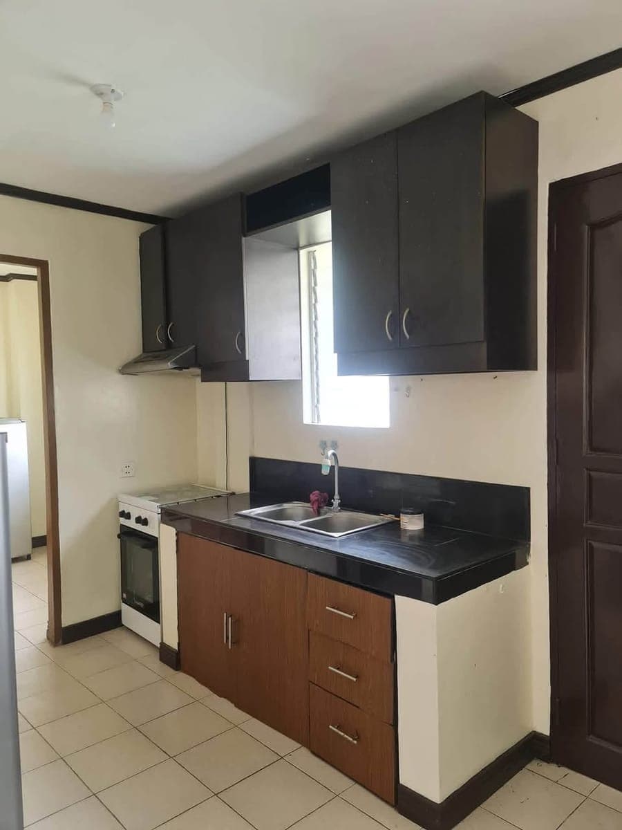 For rent House and Lot! 28k per month - photo 3