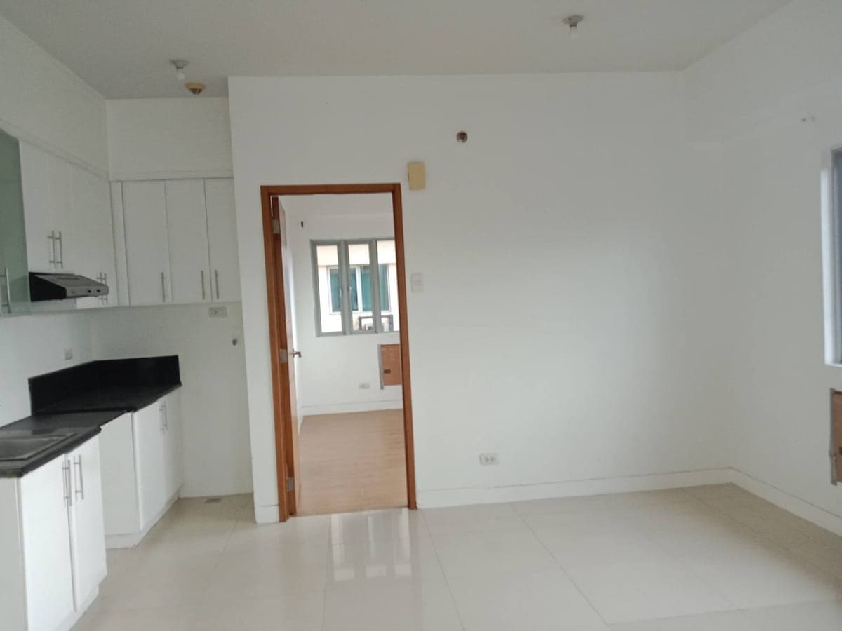 FOR RENT!!! - photo 1