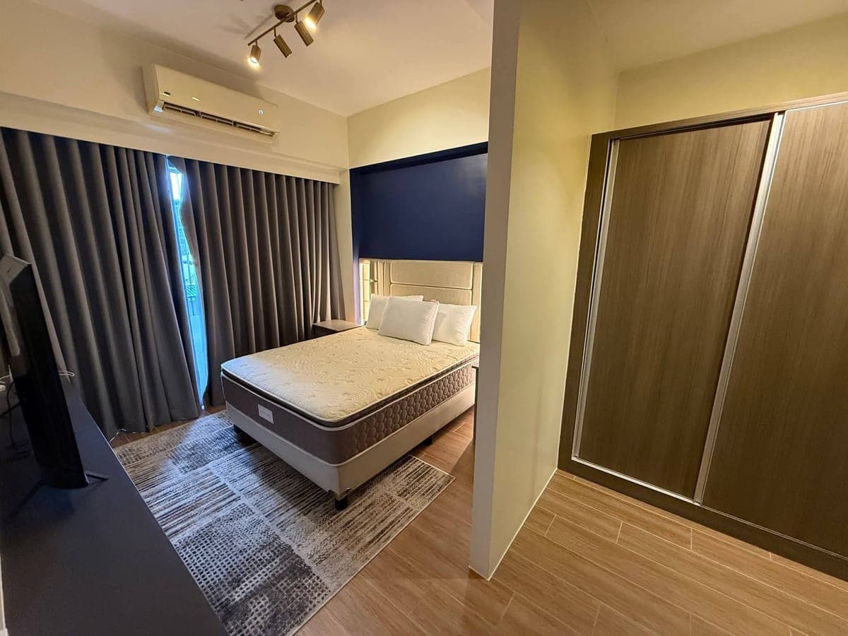 👋For Rent: - photo 1