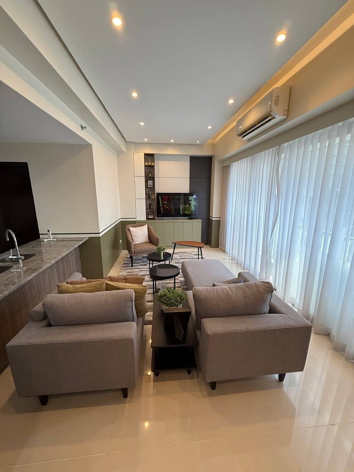 👋For Rent: - photo 4