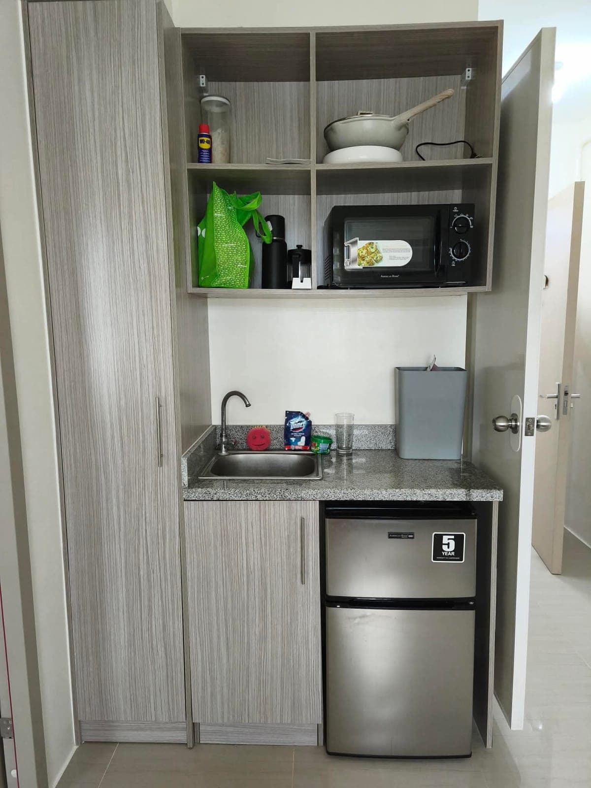 CONDO FOR RENT IN CUBAO - photo 1