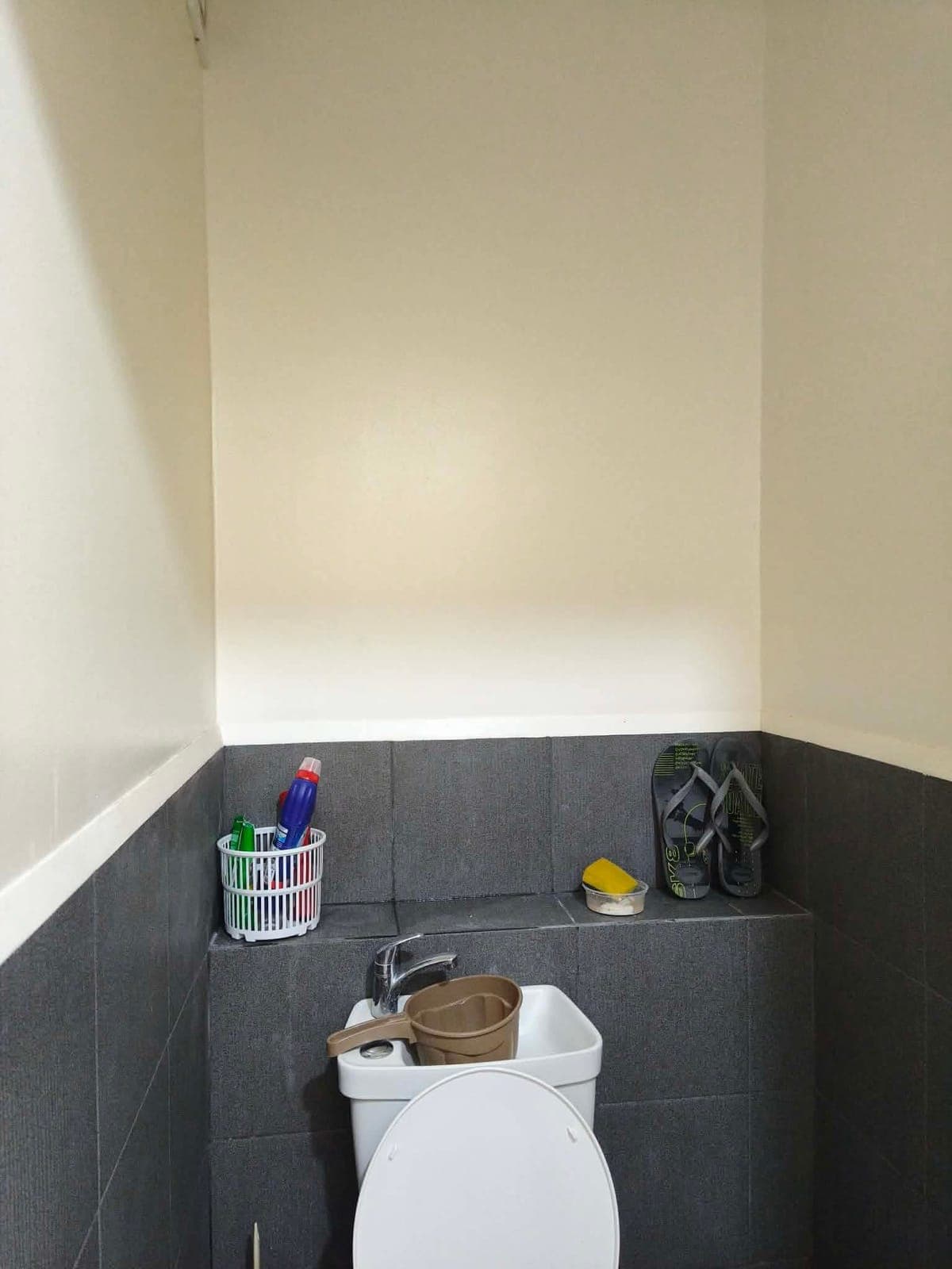 CONDO FOR RENT IN CUBAO - photo 7