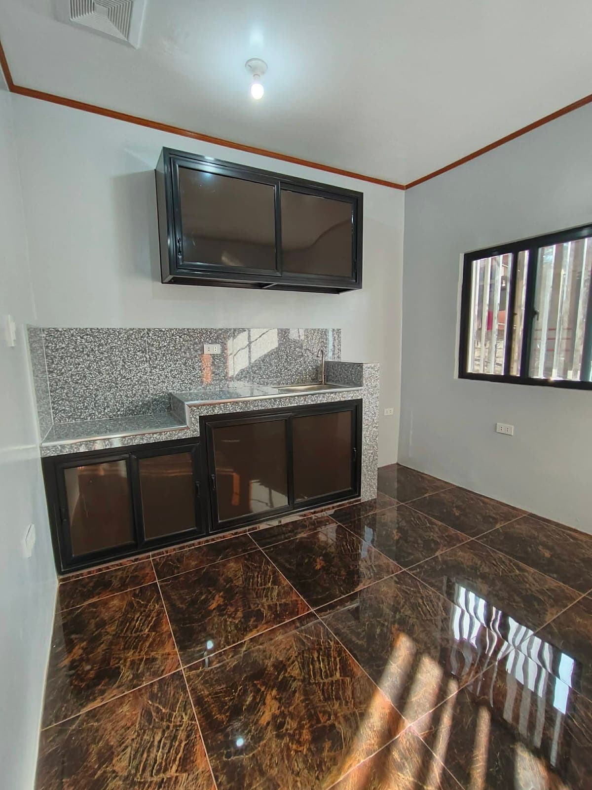 CONDO TYPE FOR RENT 2 BEDROOM(BAGONG GAWA) - photo 7