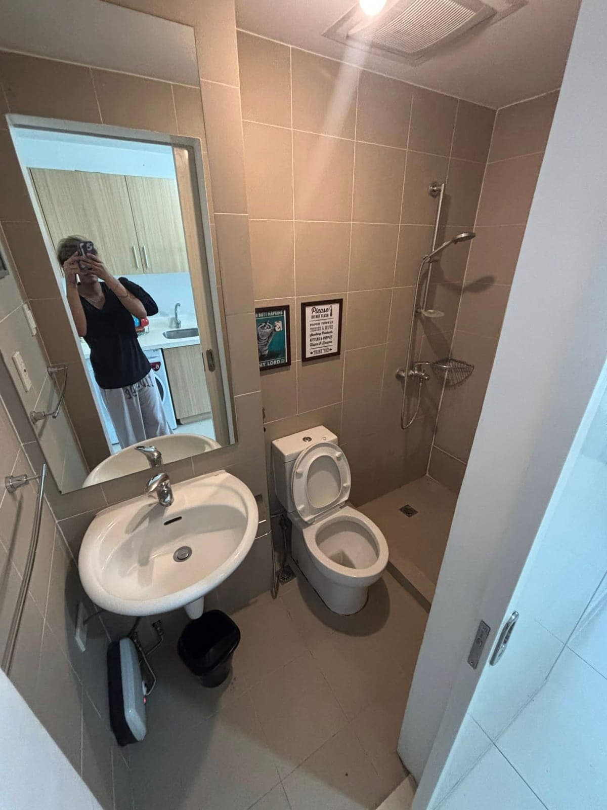 FOR RENT: ₱16,000/month. | Inclusive association dues - photo 1