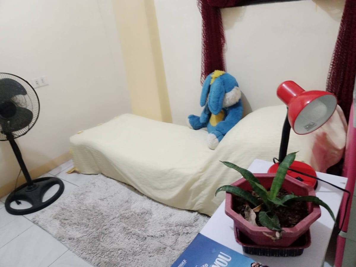 Room for rent ladies only fully furnished near SMbicutan, TLC lakefront, Bagumbayan 09919594418 - photo 1