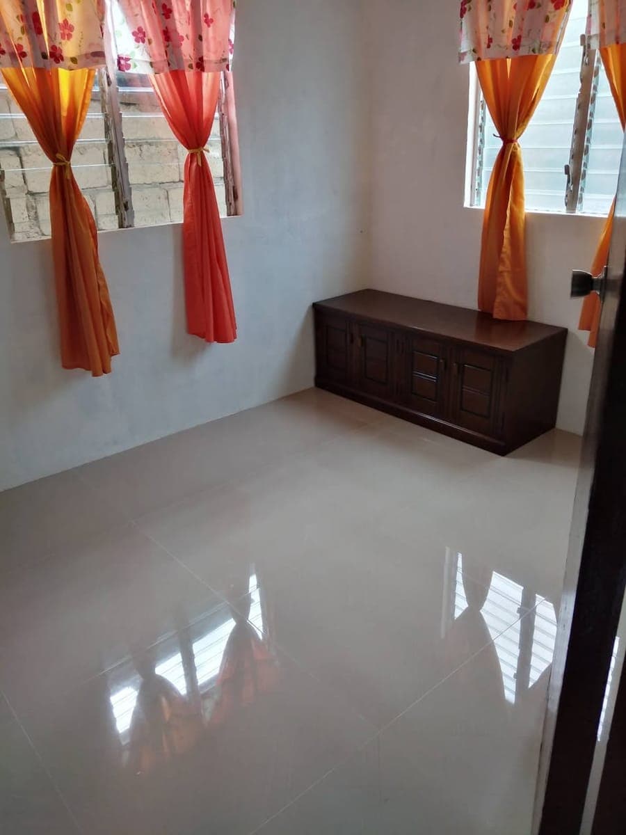 Room for rent with own sala in Punta Engaño infront of Sheraton Hotel.. - photo 5