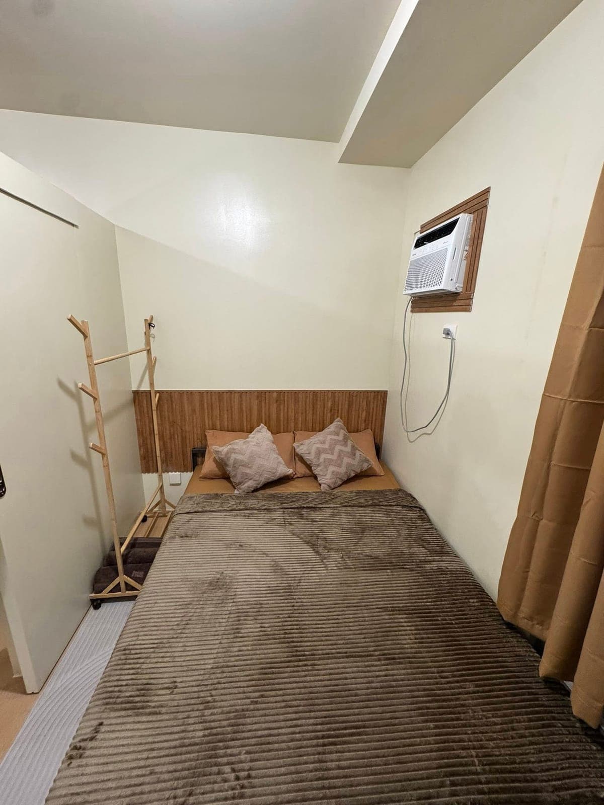 🌄 Furnished Condo in Fairview – Only ₱15k/month - photo 1