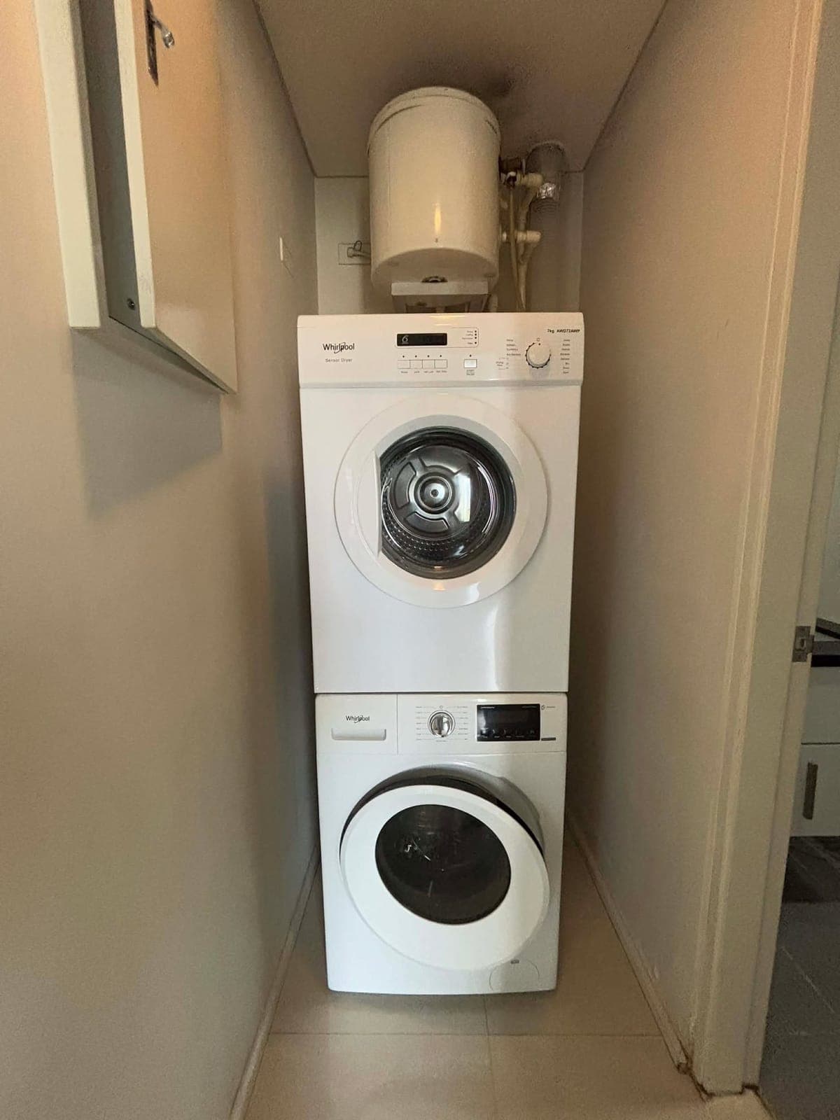 Arya Plaza Tower 1 - photo 14