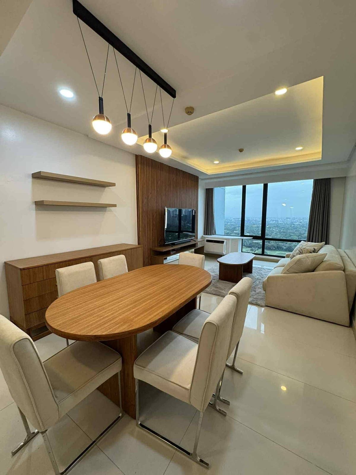 FOR LEASE: - photo 8