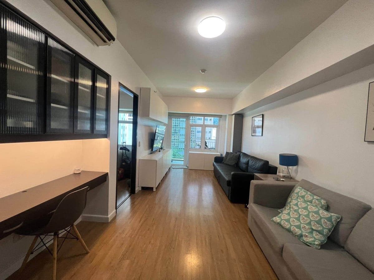 📍 6th Floor | 58 sqm | With Balcony - photo 4