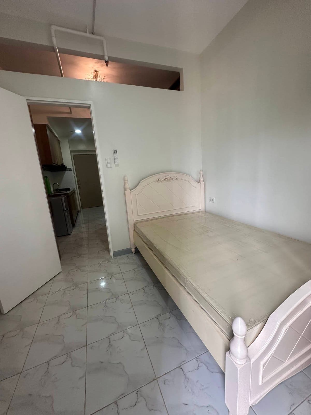 🏙️ FOR RENT: Stylish City Living in QC! - photo 1