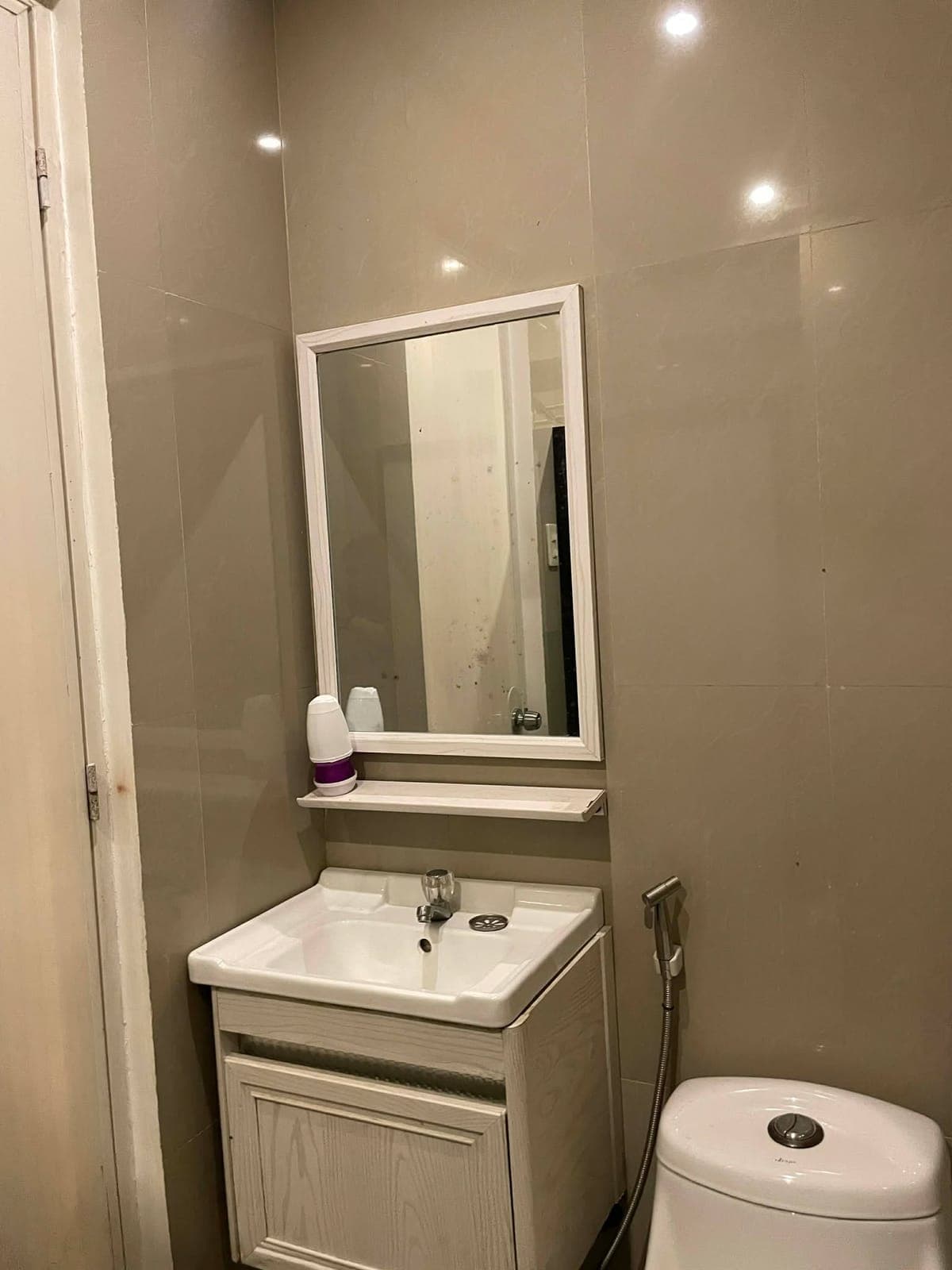 For Rent: 2BR Fully Furnished Unit at Victoria Sports 799 EDSA QC - photo 10