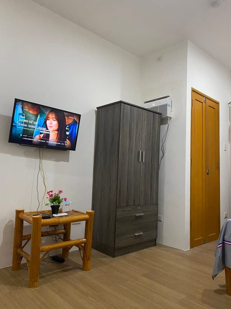 **ROOM FOR RENT** - photo 2
