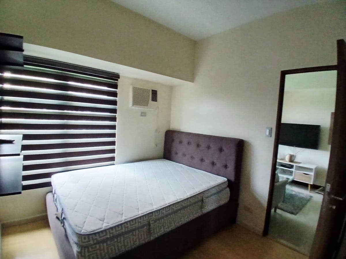 The Magnolia Residences in New Manila ... - photo 2