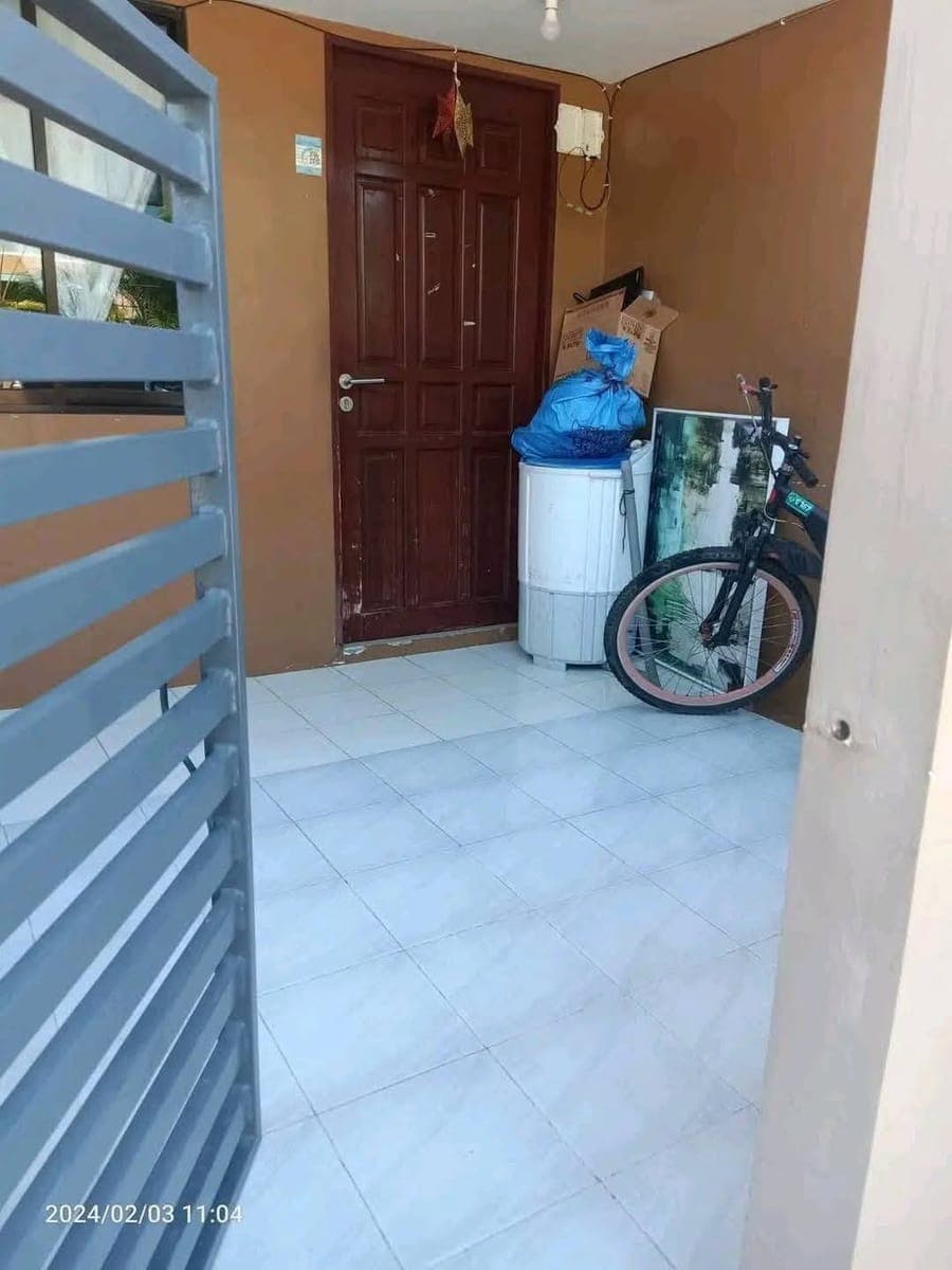 For Rent or Assume (next owner must reloan the balance).. - photo 2
