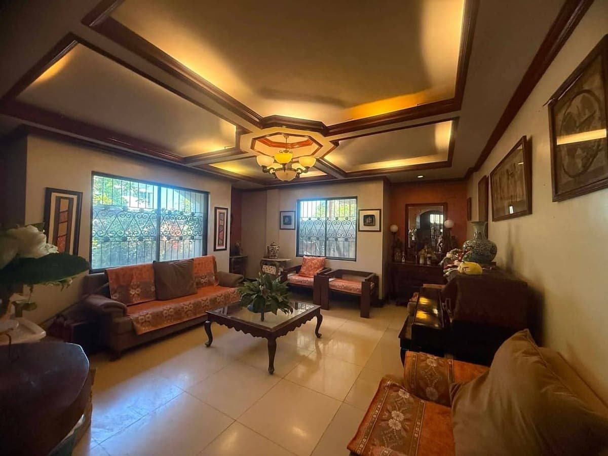 House  for Rent - photo 2