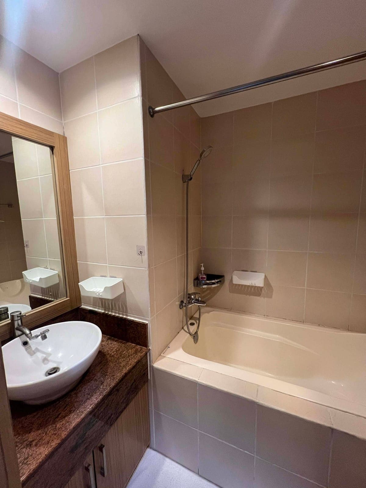 For Lease: Bellagio tower two - photo 5