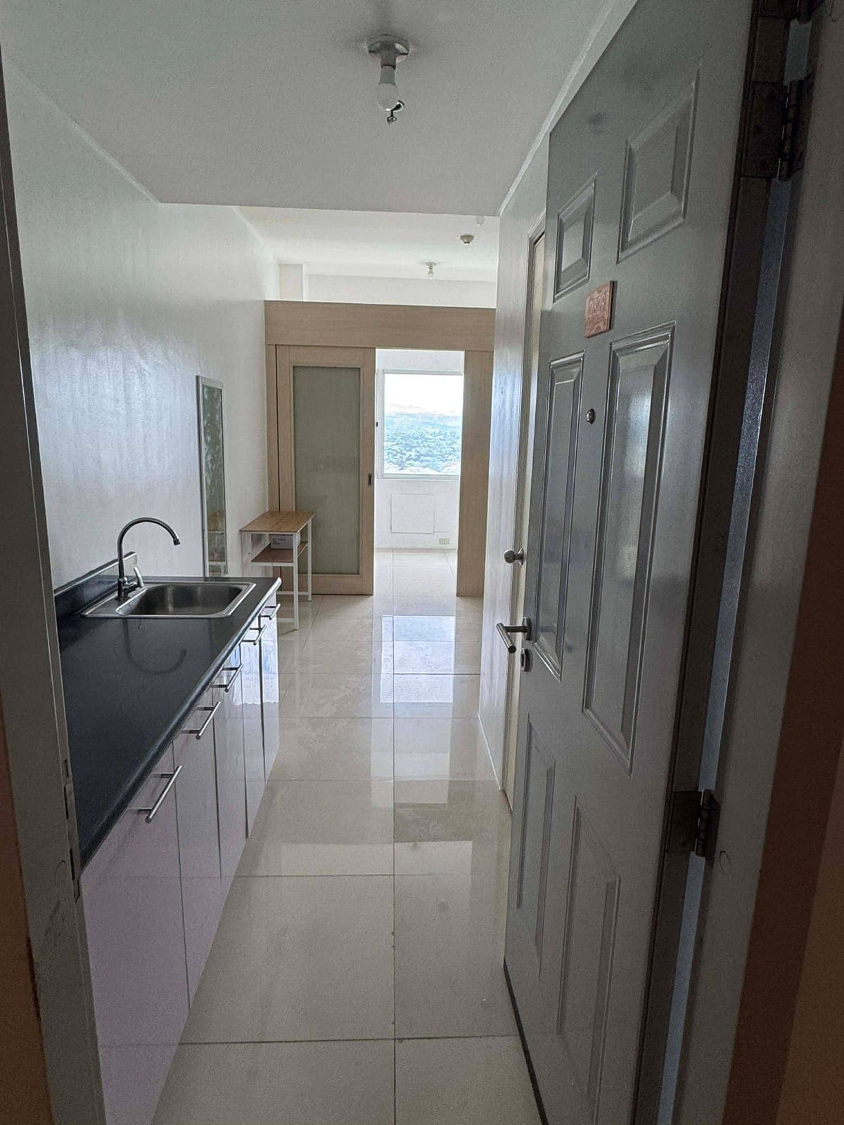 📍 BERKELY 2629– For Lease - photo 4