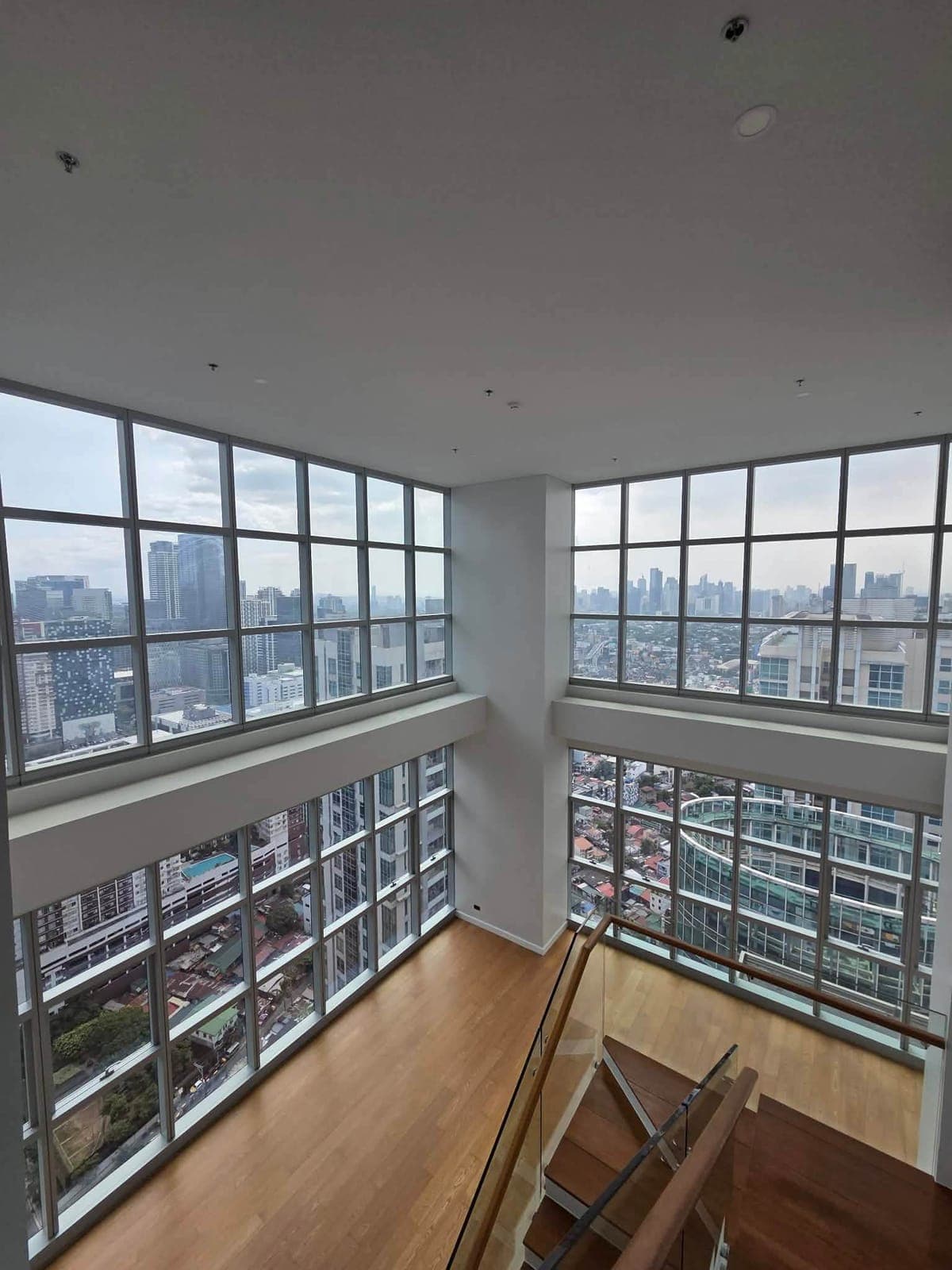 The Seasons Residences (Haru Tower) - photo 2