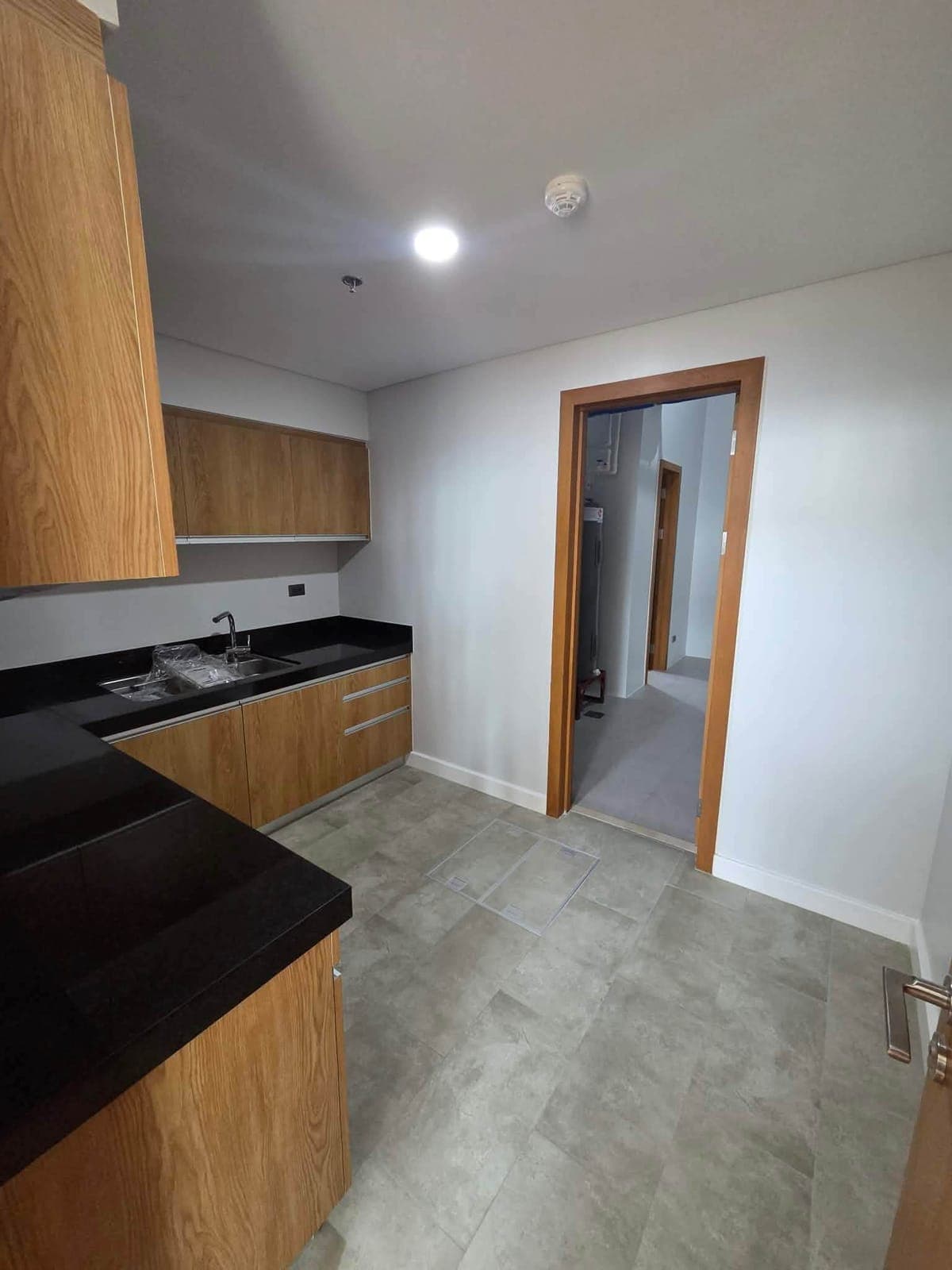 The Seasons Residences (Haru Tower) - photo 4