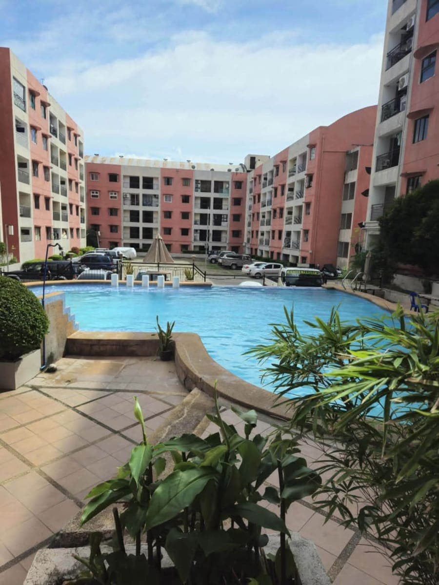 CONDO UNIT NEAR AIRPORT @ KENNER HILLS - photo 2