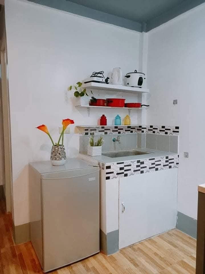 🌟 Affordable studio living with balcony—perfect for city dwellers! - photo 5