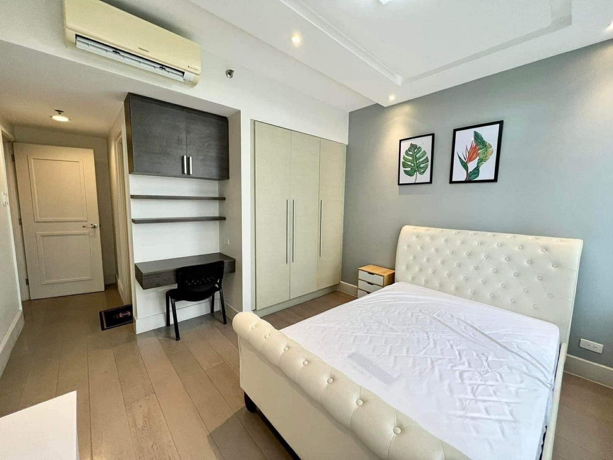 Luxury Fully Furnished Condos  BGC & Nearby - photo 3