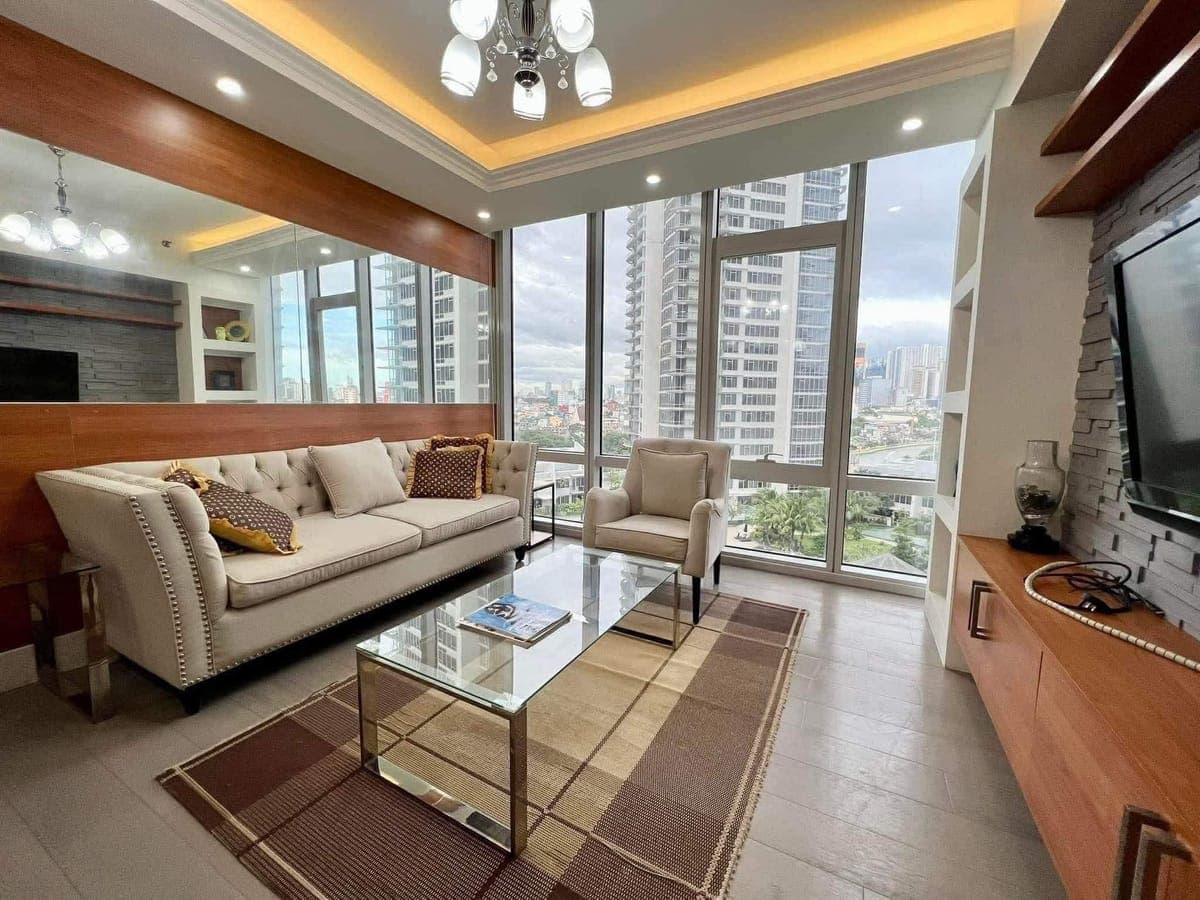 Luxury Fully Furnished Condos  BGC & Nearby - photo 4