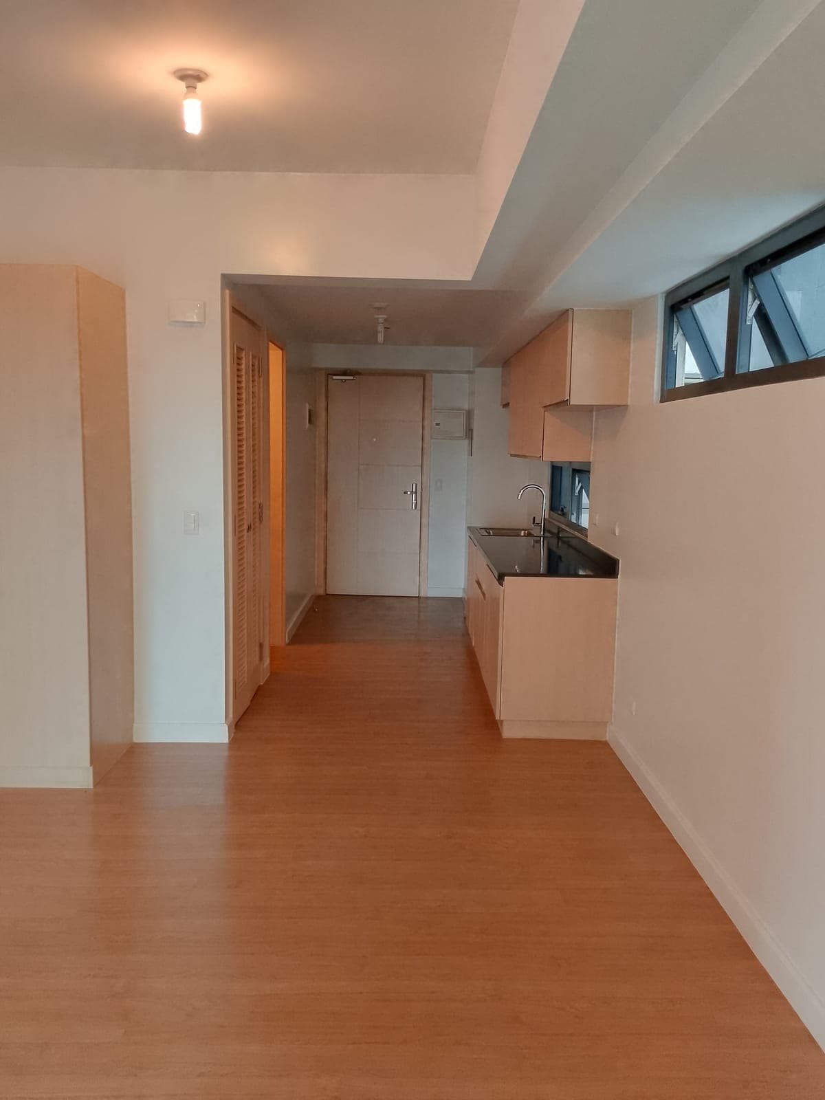 🏷 FOR LEASE - High Park Tower 1 - photo 8