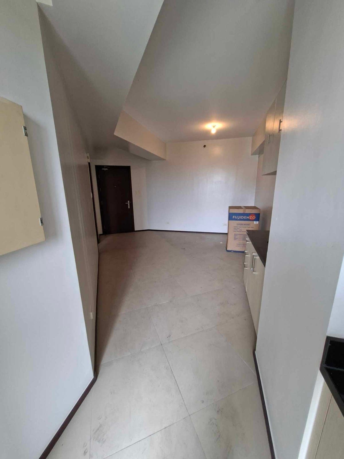 🏷 FOR LEASE - Majorca Residences - photo 1