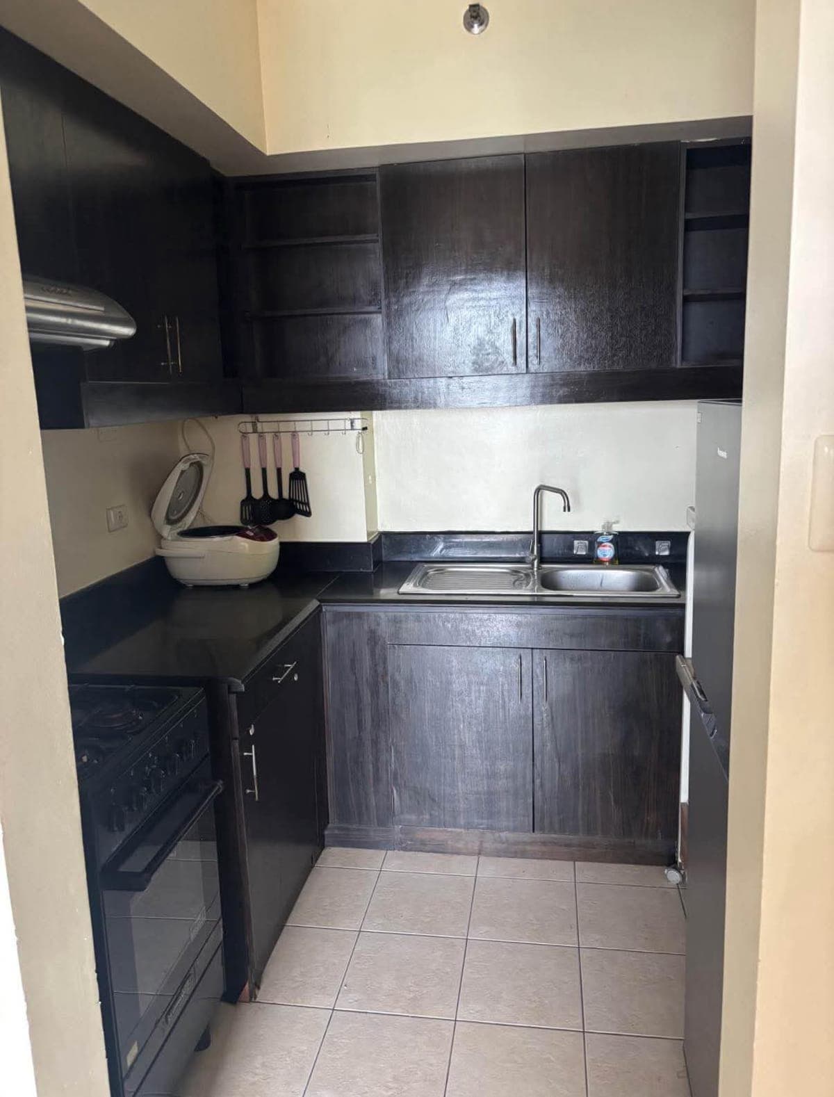 Cypress Towers for Rent - photo 3