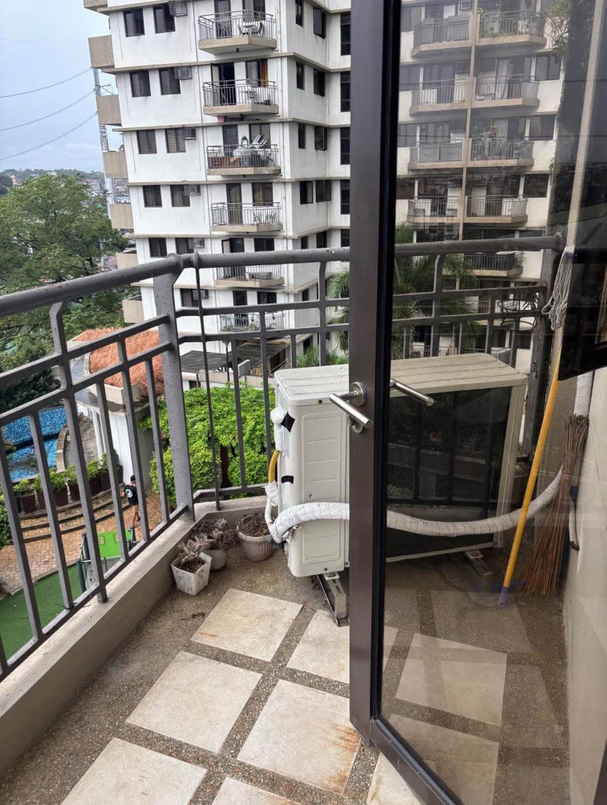 Cypress Towers for Rent - photo 7