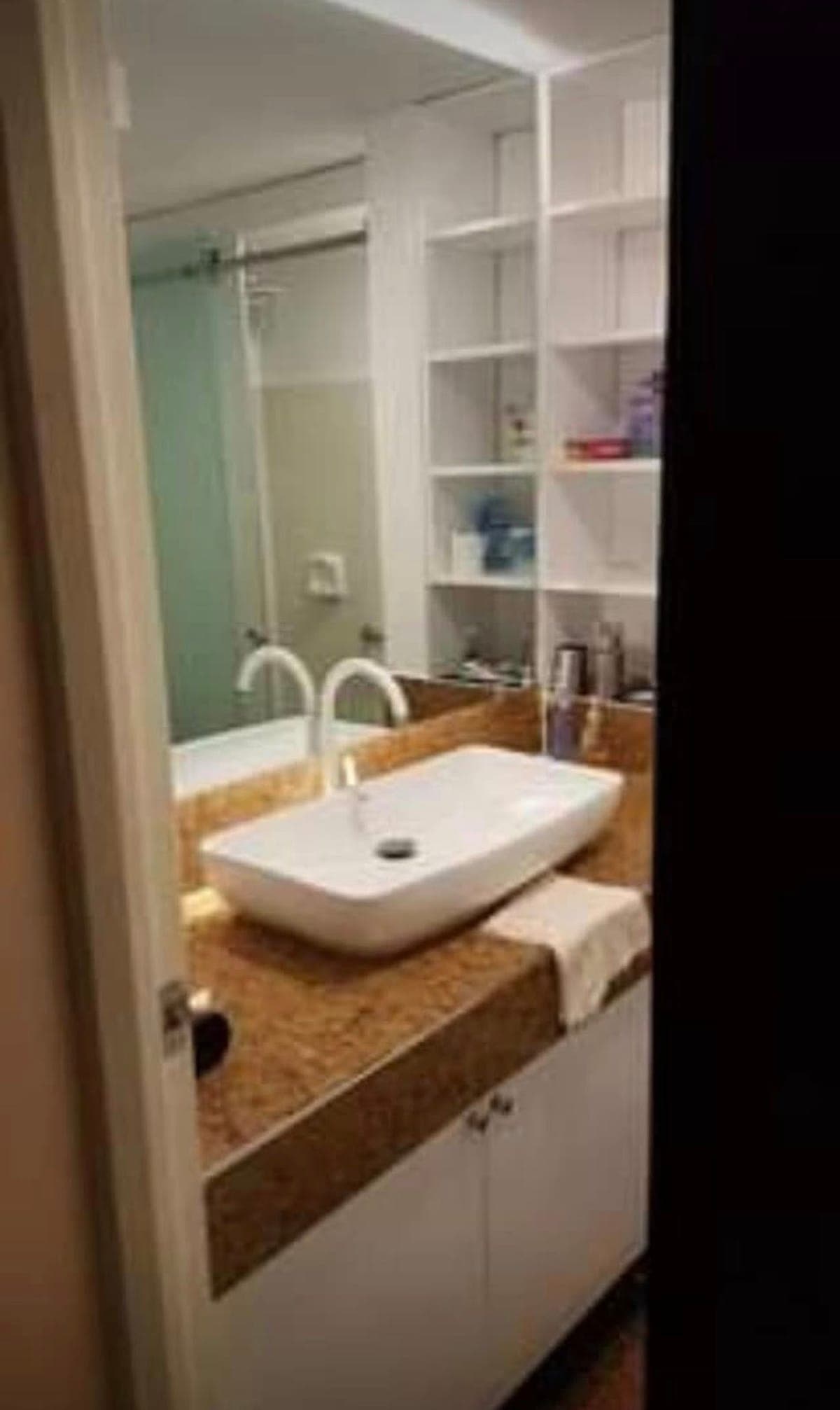 For Rent Zinnia Towers - photo 5