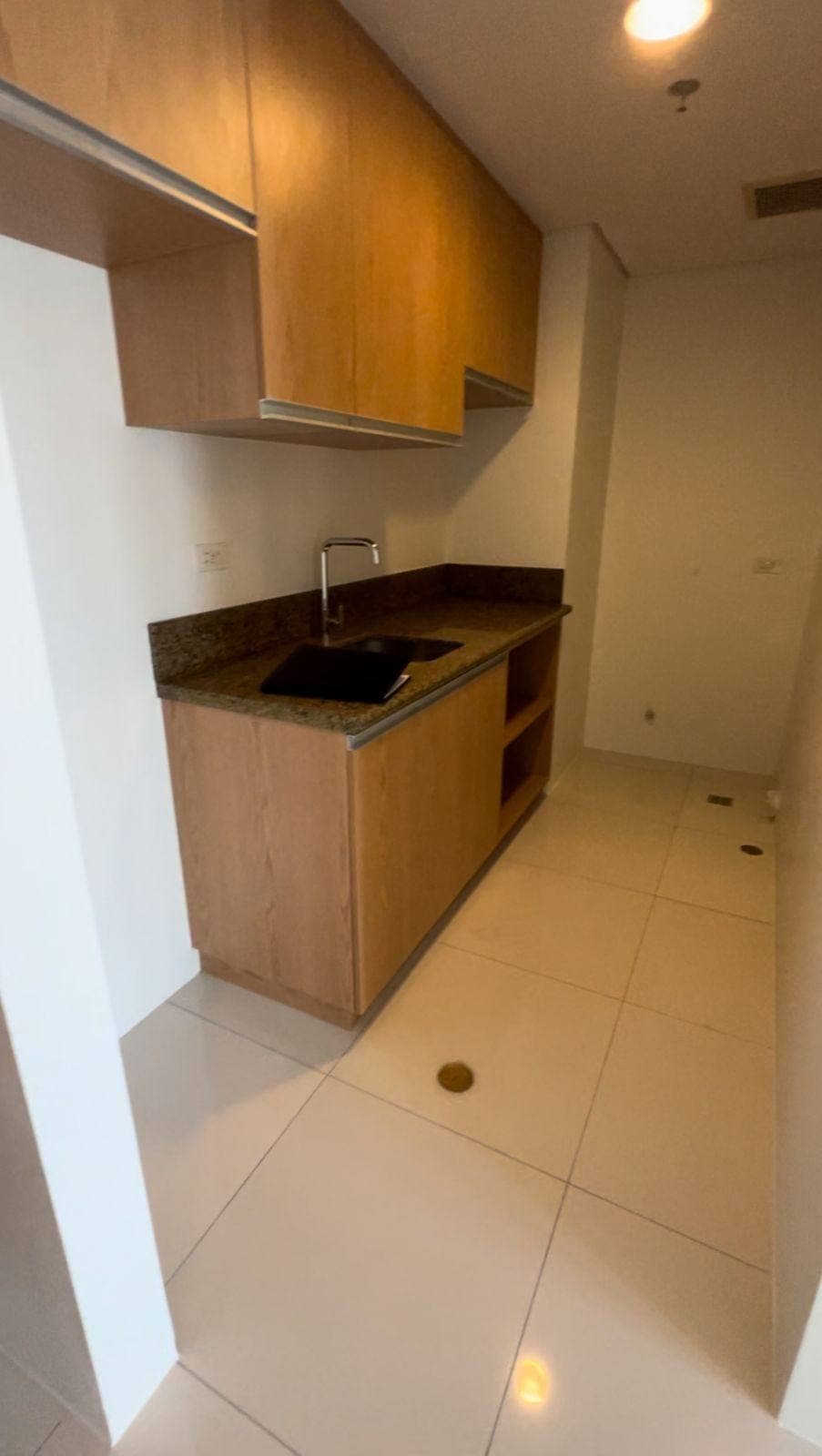𝐅𝐎𝐑 𝐑𝐄𝐍𝐓: 1 Bedroom with Parking Times Square West BGC Taguig - photo 1
