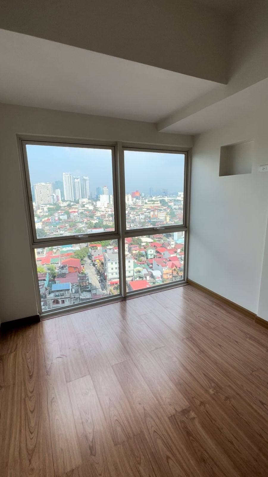 𝐅𝐎𝐑 𝐑𝐄𝐍𝐓: 1 Bedroom with Parking Times Square West BGC Taguig - photo 2