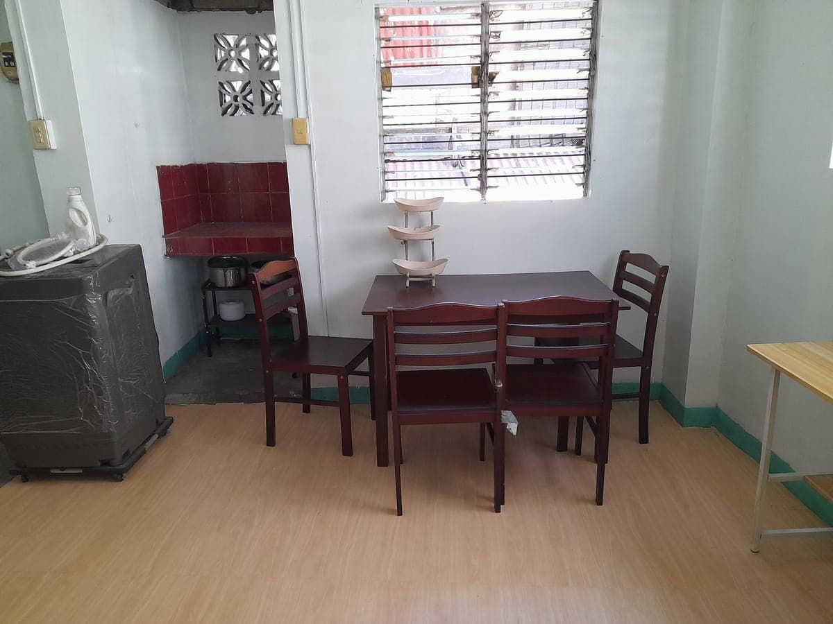 2nd floor for rent with bedroom and living room - TAGUIG (WEST REMBO) FORMERLY PART OF MAKATI - photo 18