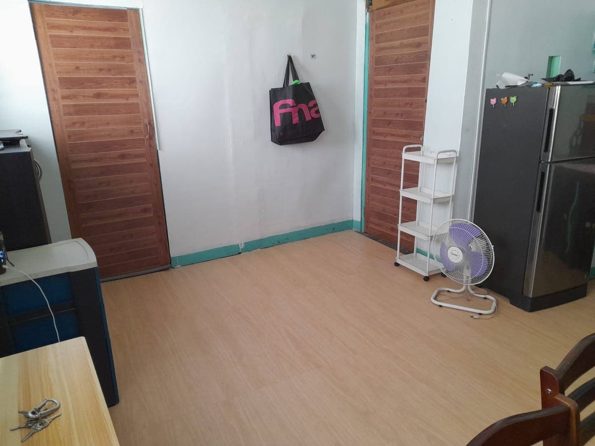 2nd floor for rent with bedroom and living room - TAGUIG (WEST REMBO) FORMERLY PART OF MAKATI - photo 8