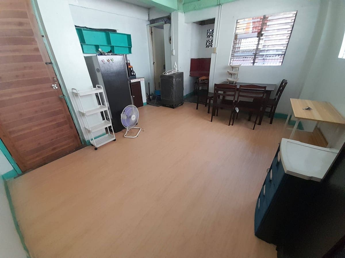 2nd floor for rent with bedroom and living room - TAGUIG (WEST REMBO) FORMERLY PART OF MAKATI - photo 9