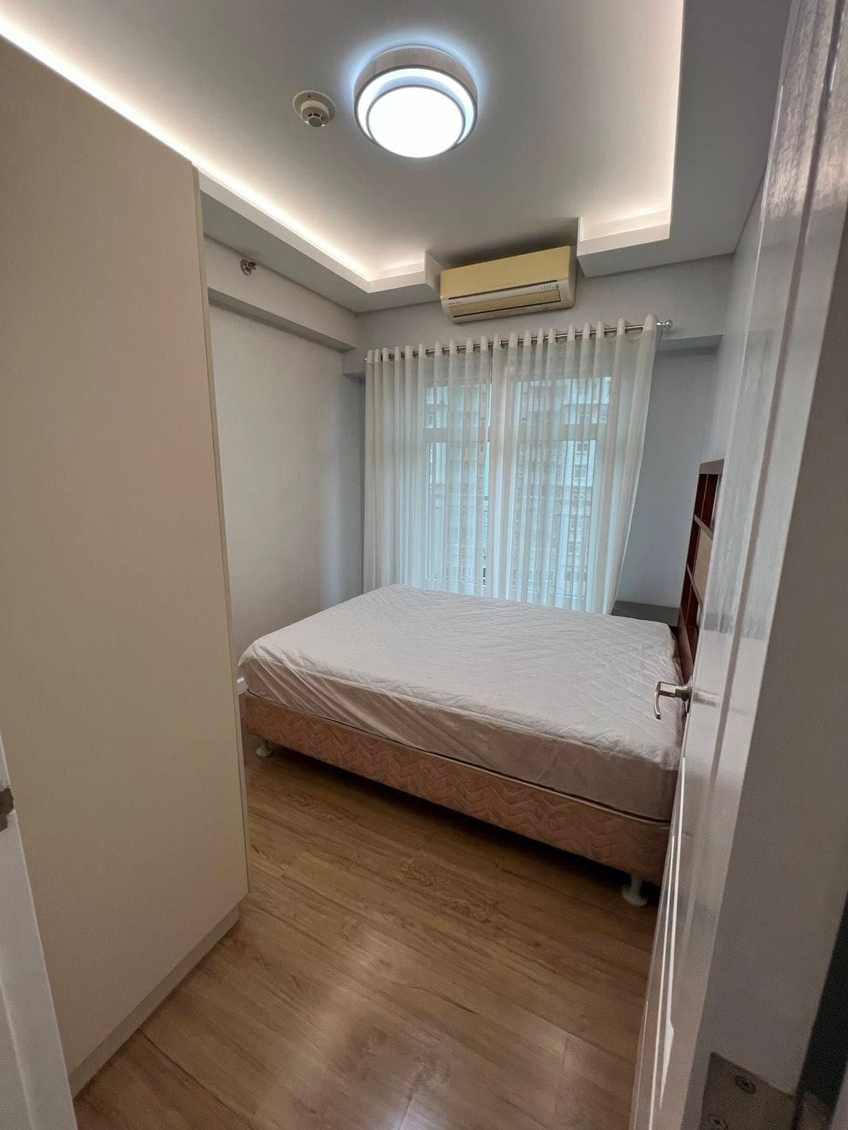 TWO SERENDRA RED OAK newly renovated - photo 4