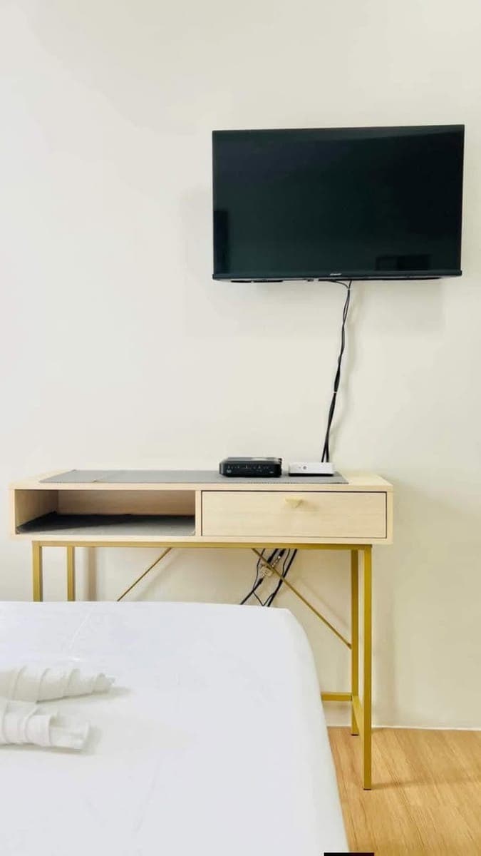 THE LOOP TOWER Studio Unit - photo 4