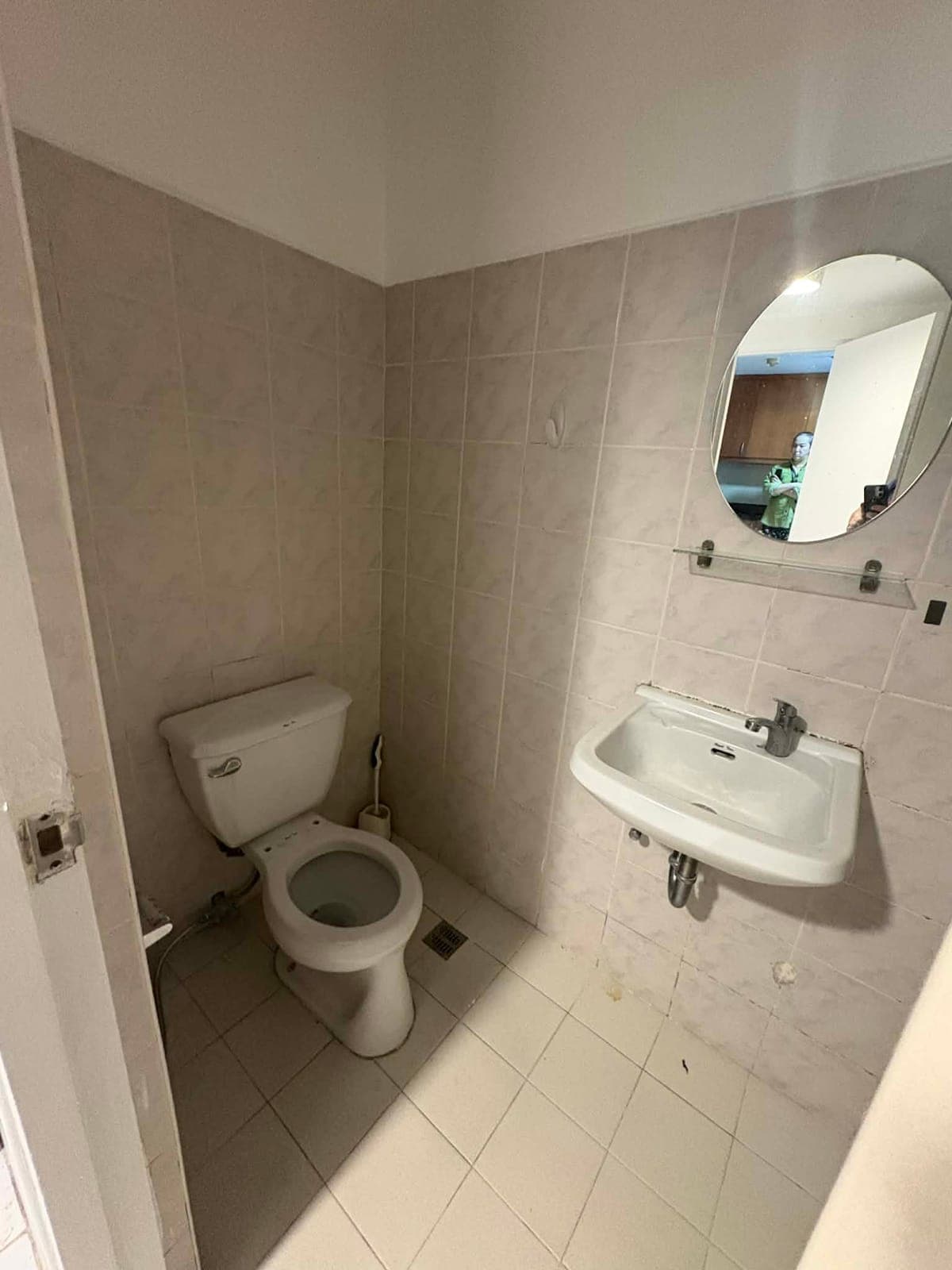 FOR LEASE: - photo 15