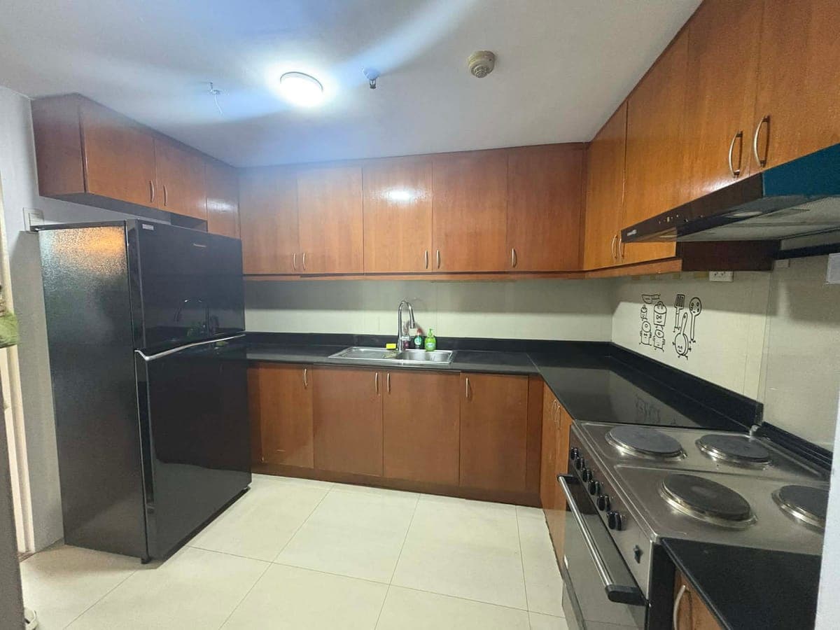 FOR LEASE: - photo 17